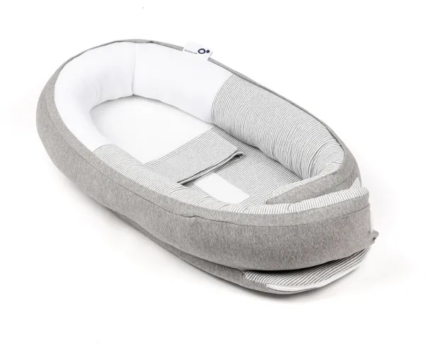 Babynest - stribet grå